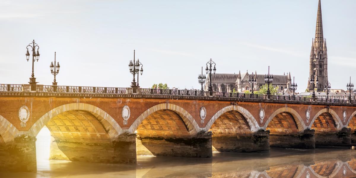 Quels sont les meilleurs sites à visiter et activités à faire à Bordeaux ?